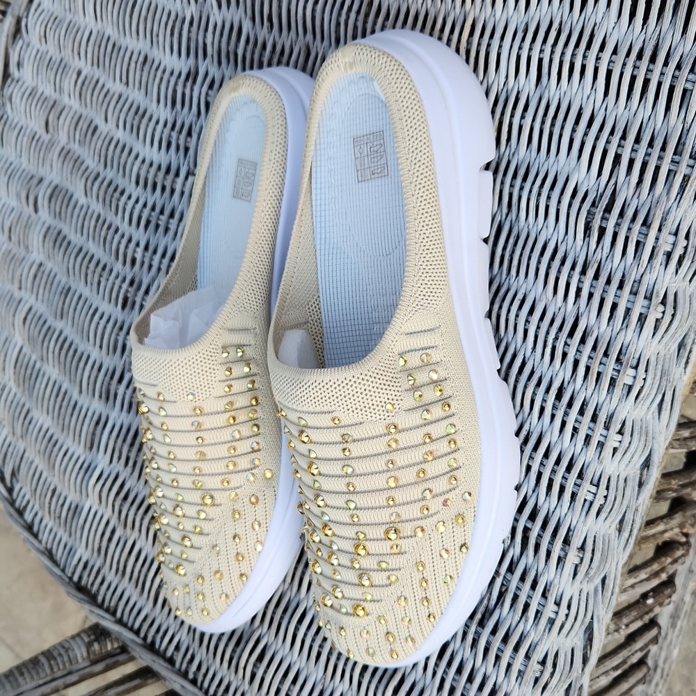 NIB! Diamond/ gold pearl mules - Picture 5 of 10